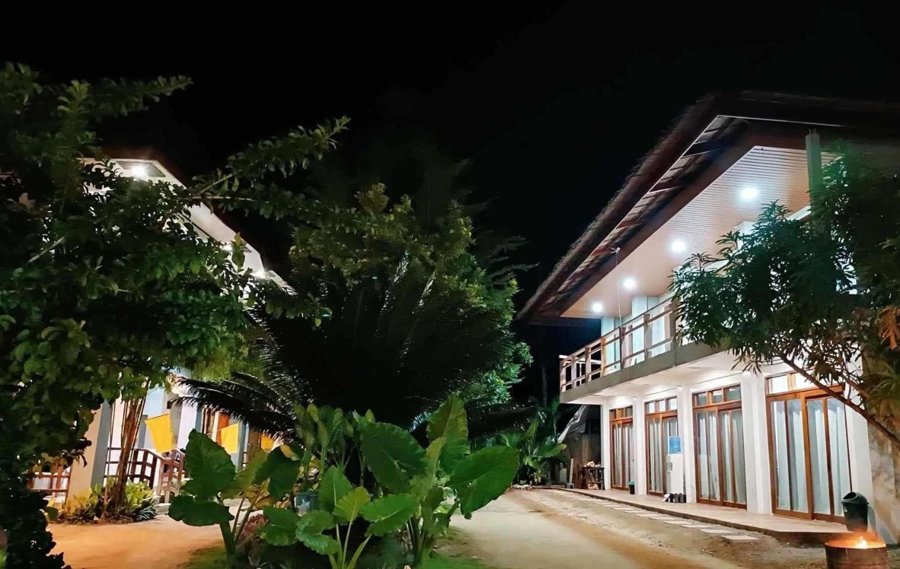 Rgl Place Siargao Генерал-Луна Экстерьер фото